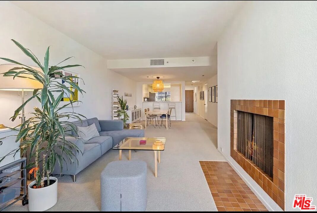 2910 Neilson Way Unit: 409