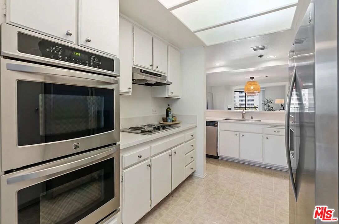 2910 Neilson Way Unit: 409