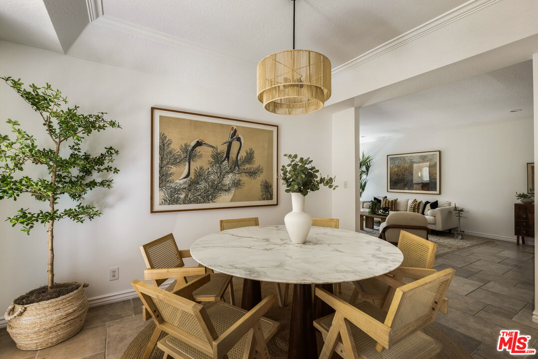 1840 S Beverly Glen Blvd Unit: 309