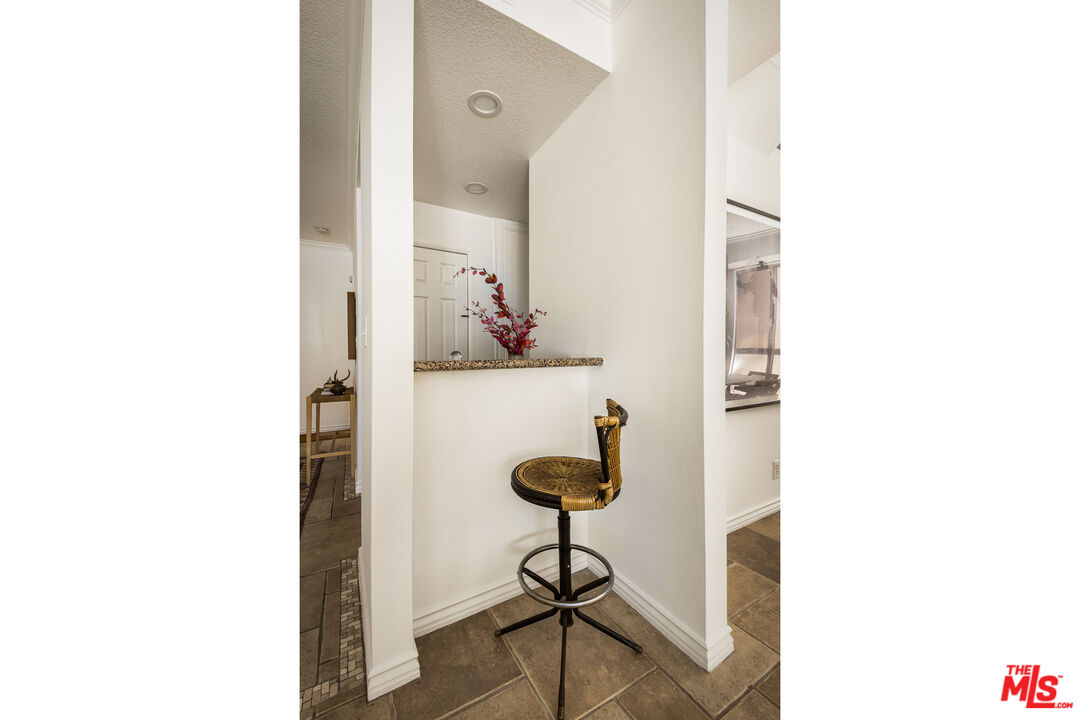 1840 S Beverly Glen Blvd Unit: 309