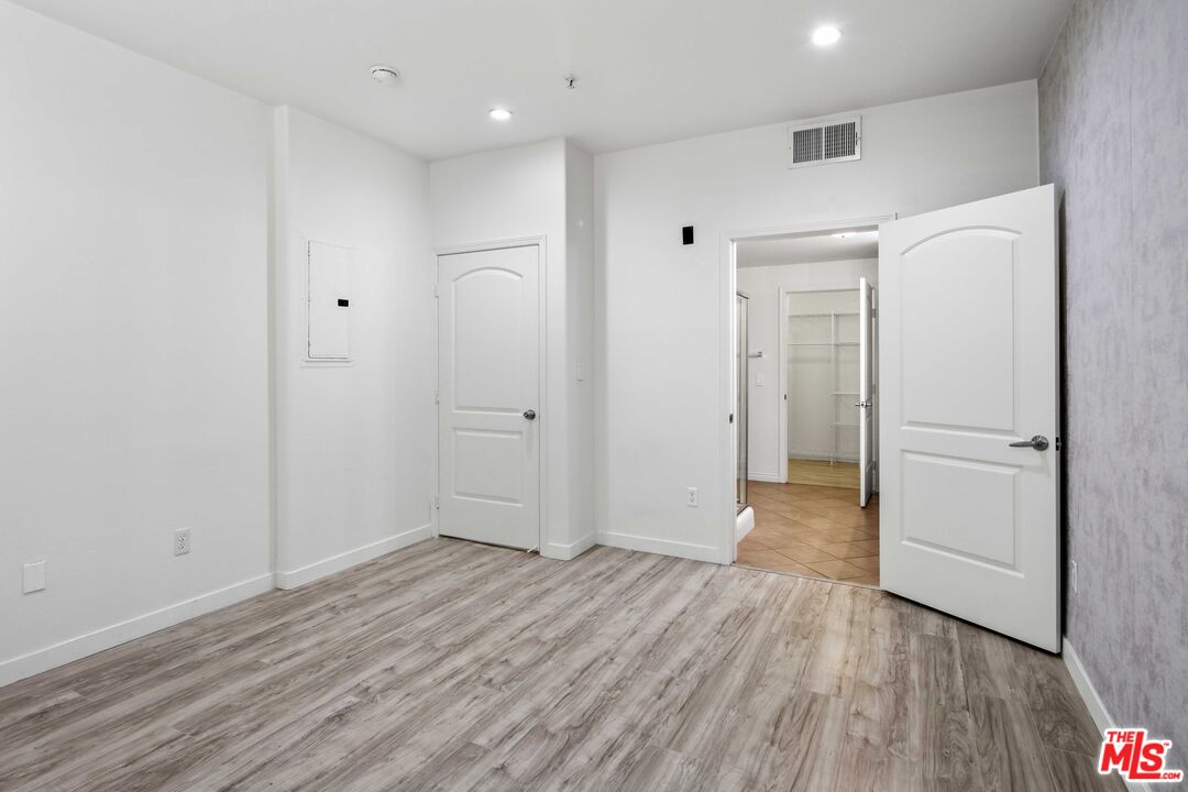 360 W Avenue 26 Unit: 126