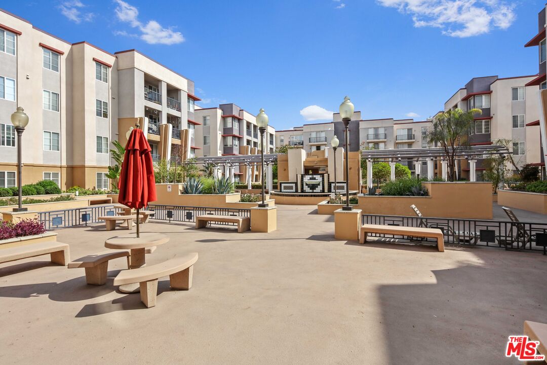 360 W Avenue 26 Unit: 126