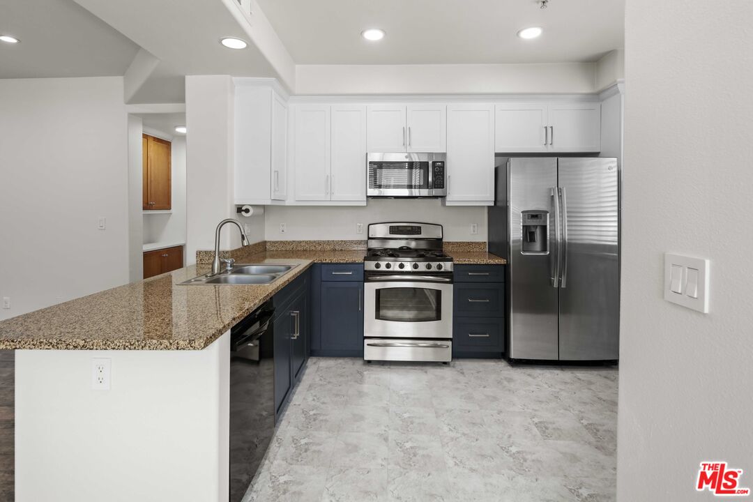360 W Avenue 26 Unit: 126