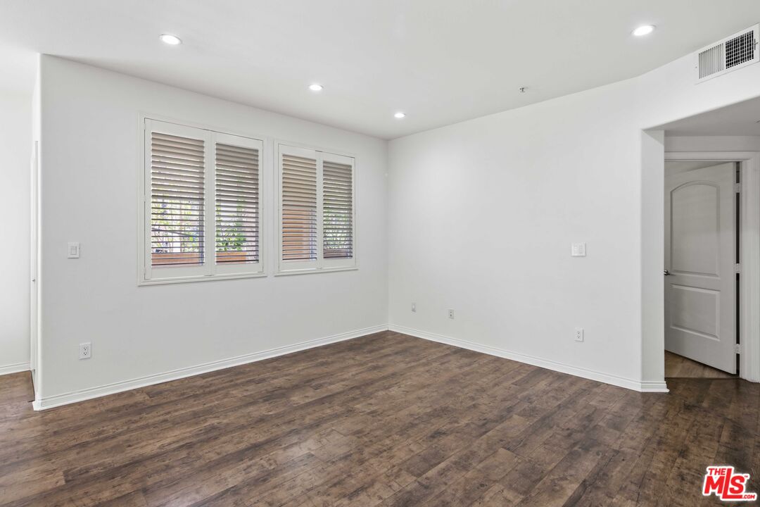 360 W Avenue 26 Unit: 126