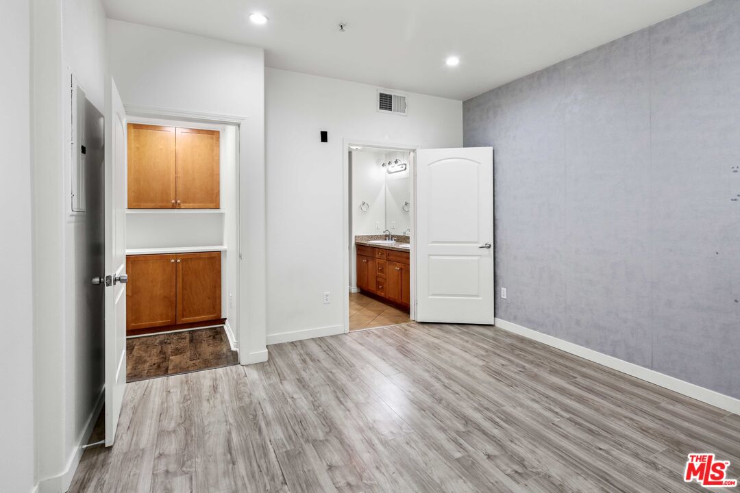 360 W Avenue 26 Unit: 126