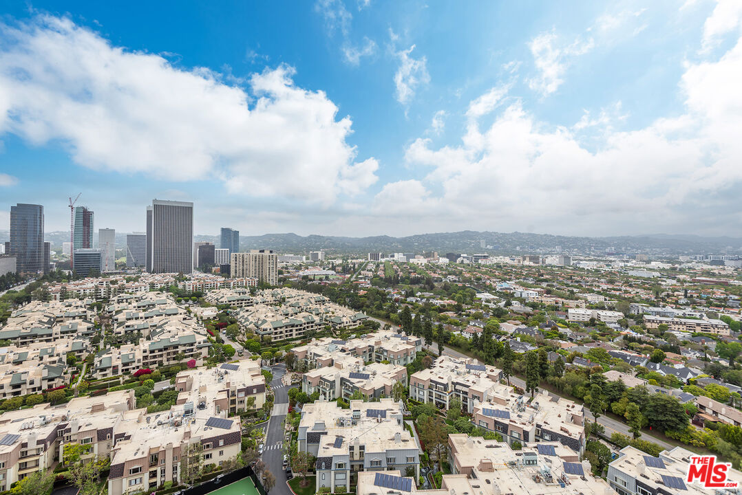 2222 Avenue Of The Stars Unit: 2503