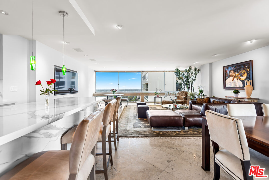 2222 Avenue Of The Stars Unit: 2503
