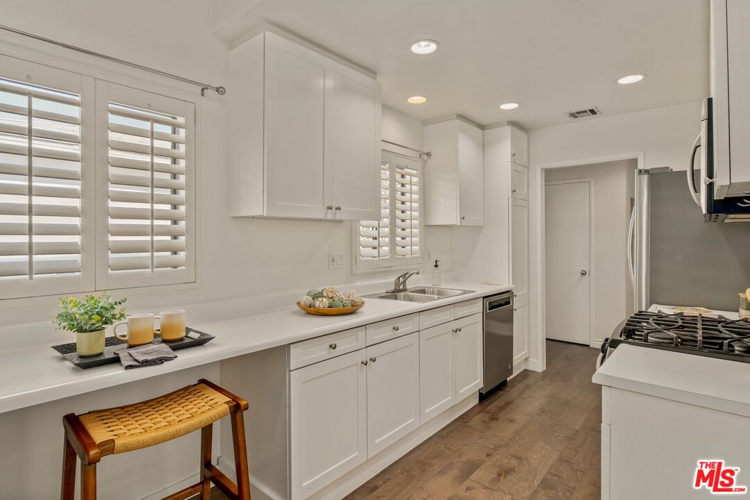 3207 Colorado Ave Unit: 1