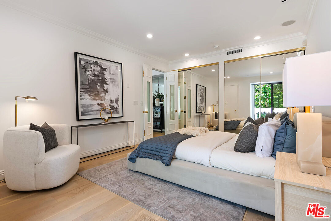 2102 Century Park Ln Unit: 101