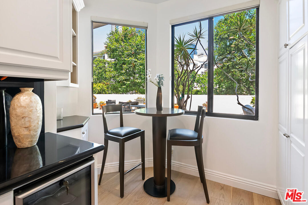 2102 Century Park Ln Unit: 101