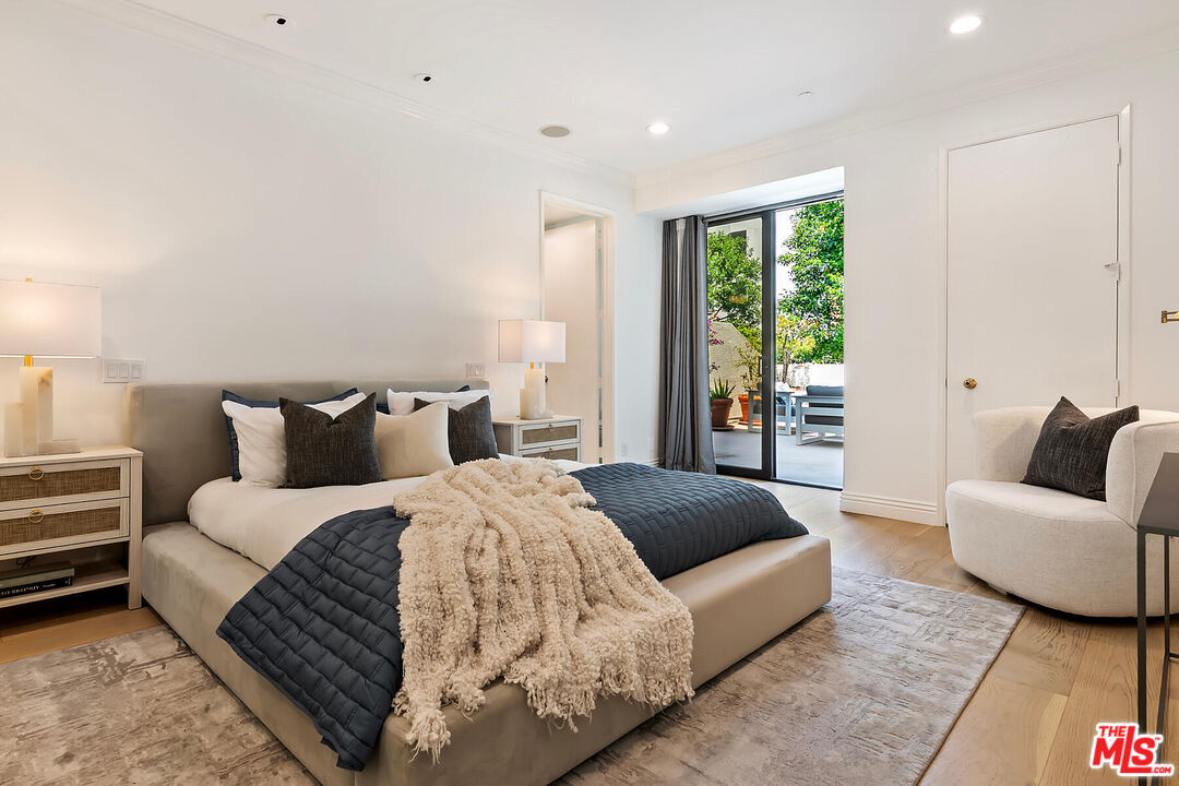 2102 Century Park Ln Unit: 101