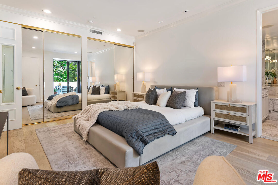 2102 Century Park Ln Unit: 101