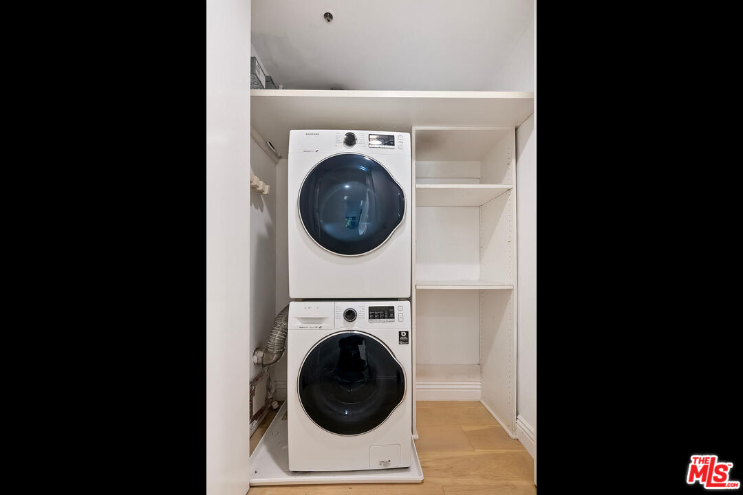 2102 Century Park Ln Unit: 101