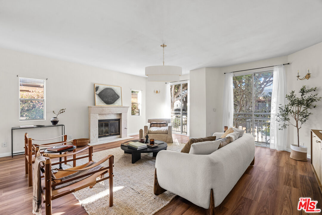 1524 Franklin St Unit: E