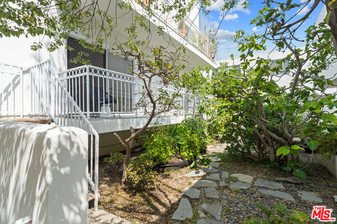 1524 Franklin St Unit: E