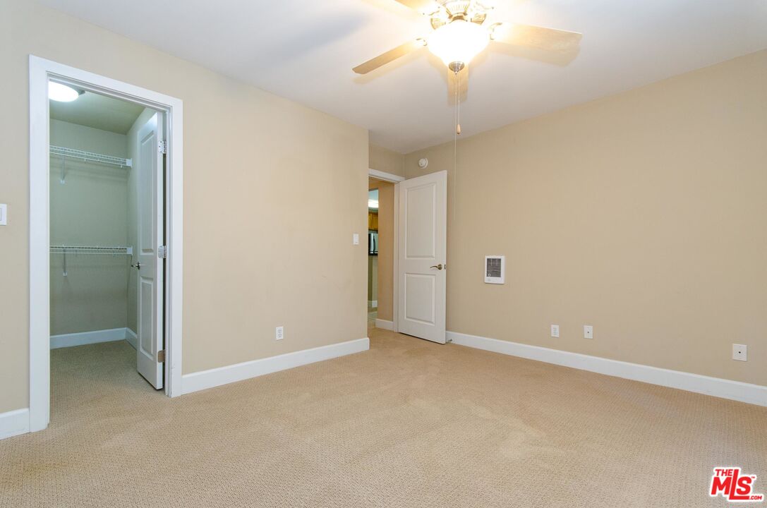 10982 Roebling Ave Unit: 561