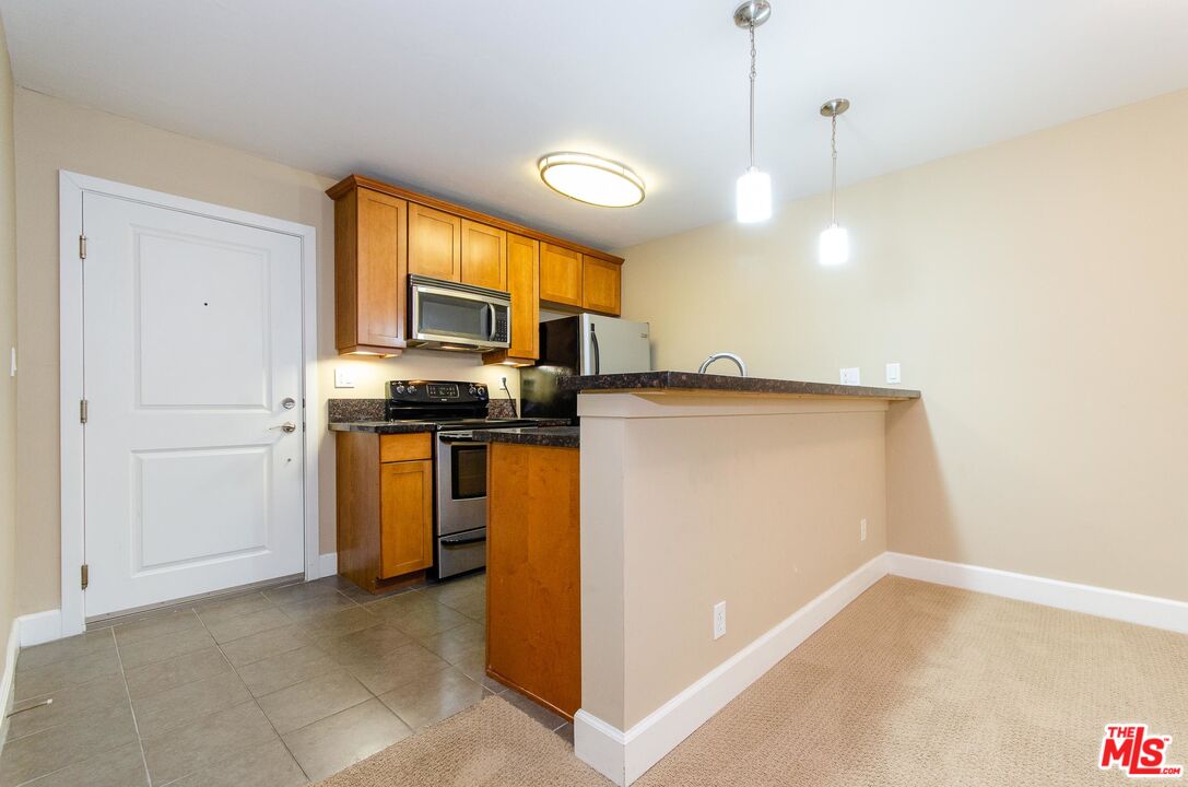 10982 Roebling Ave Unit: 561