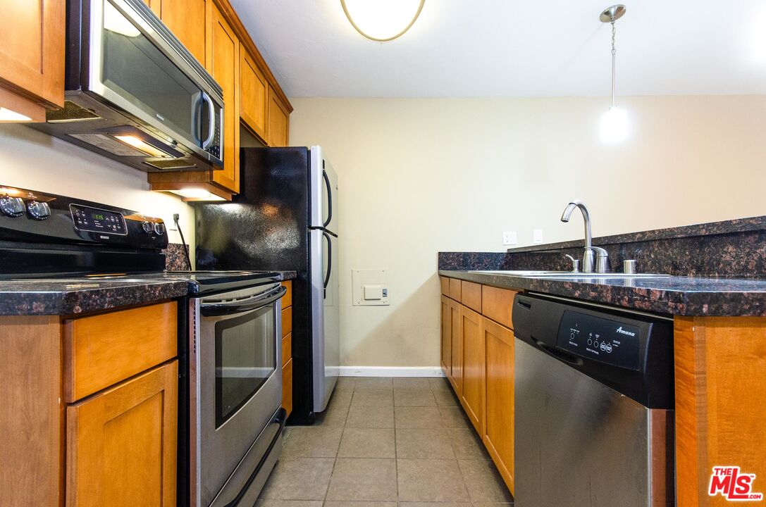 10982 Roebling Ave Unit: 561