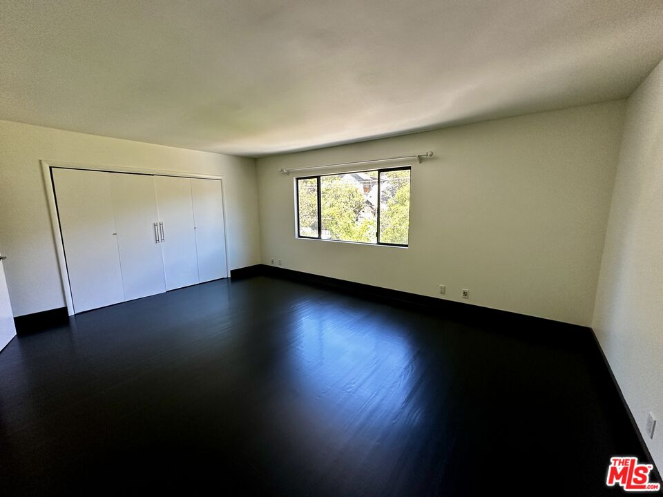 2415 Laurel Pass