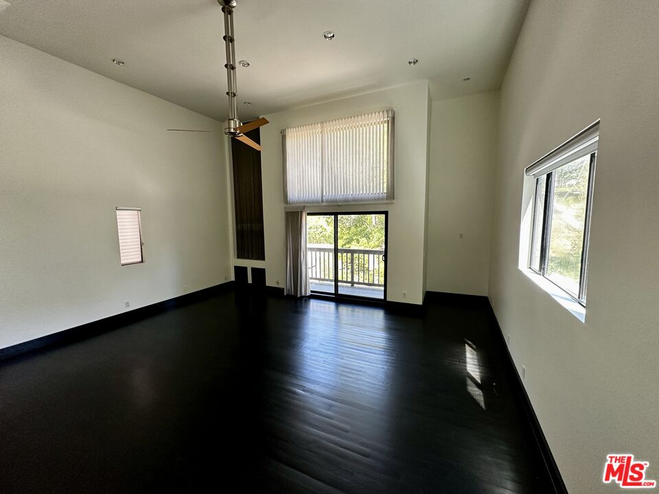 2415 Laurel Pass