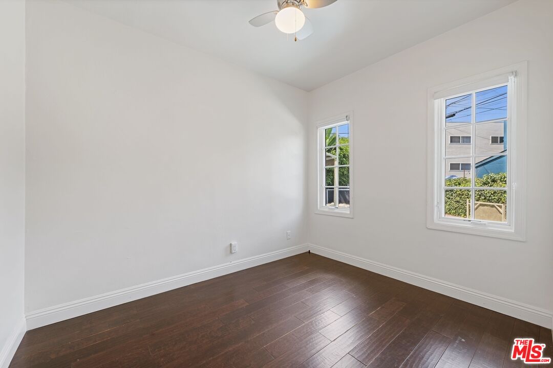 366 S Crescent Heights Blvd