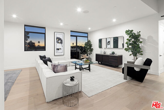 11961 Dorothy ST Unit: 3