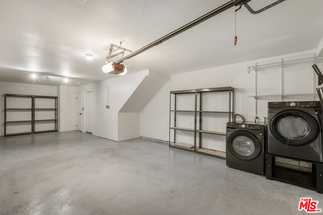 5259 Vantage Ave Unit: 1