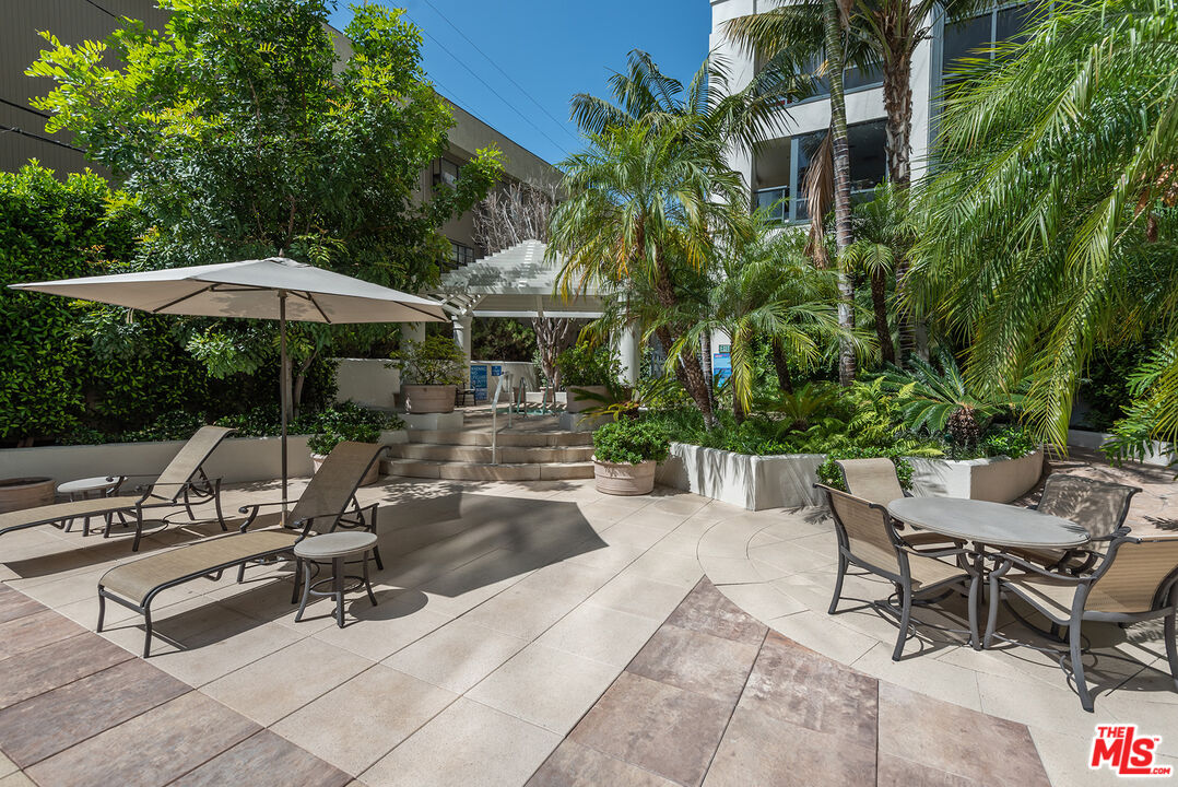 10724 WILSHIRE BLVD Unit: 909