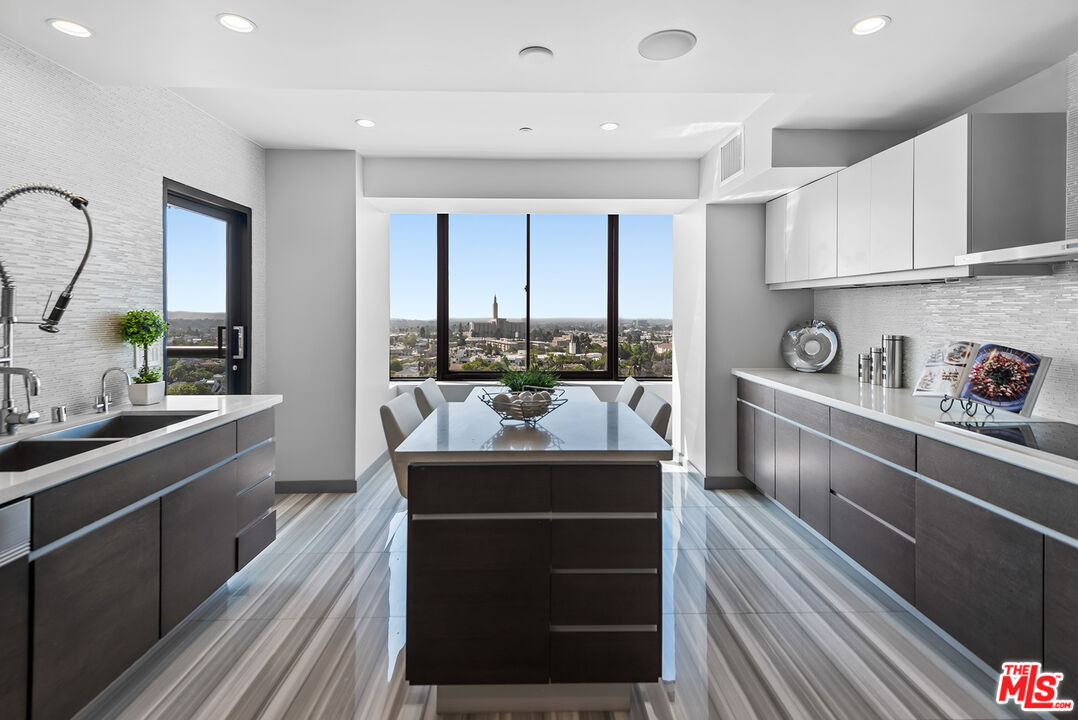10724 WILSHIRE BLVD Unit: 909