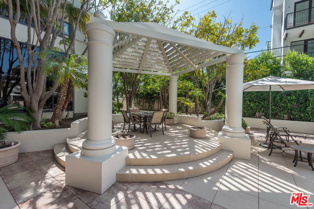 10724 WILSHIRE BLVD Unit: 909