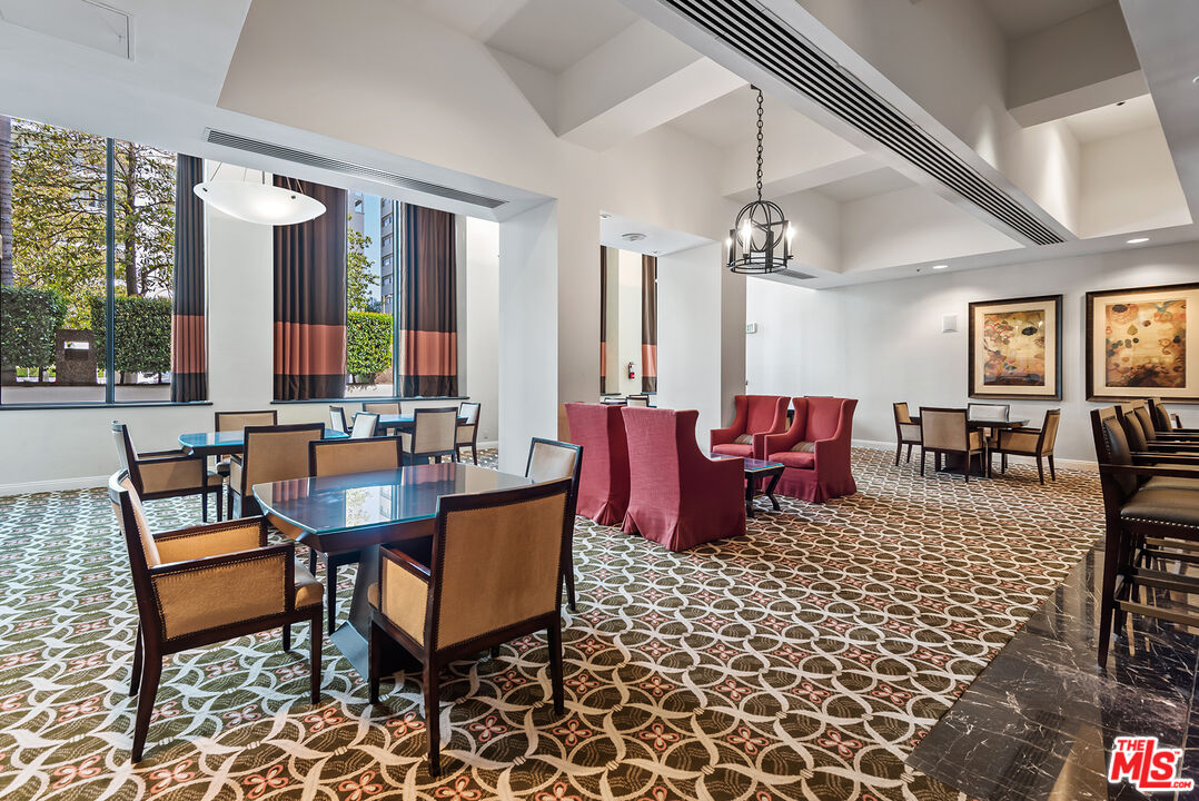 10724 WILSHIRE BLVD Unit: 909