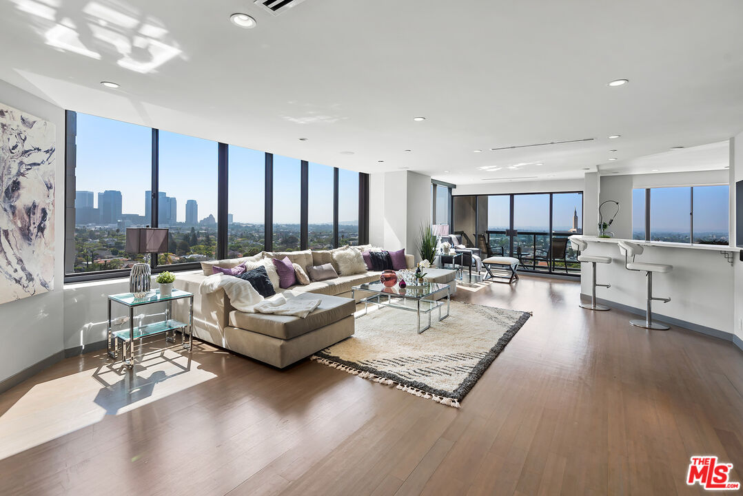 10724 WILSHIRE BLVD Unit: 909