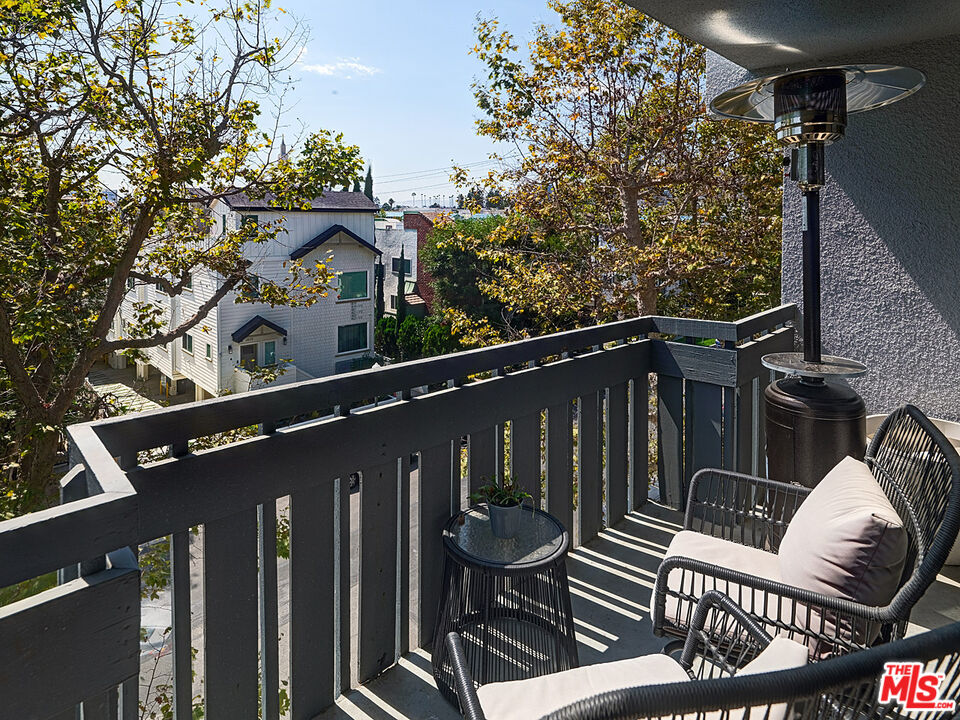 1830 Westholme Ave Unit: 310