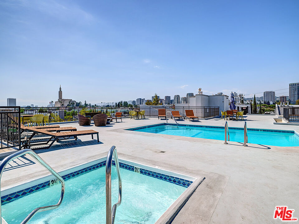 1830 Westholme Ave Unit: 310