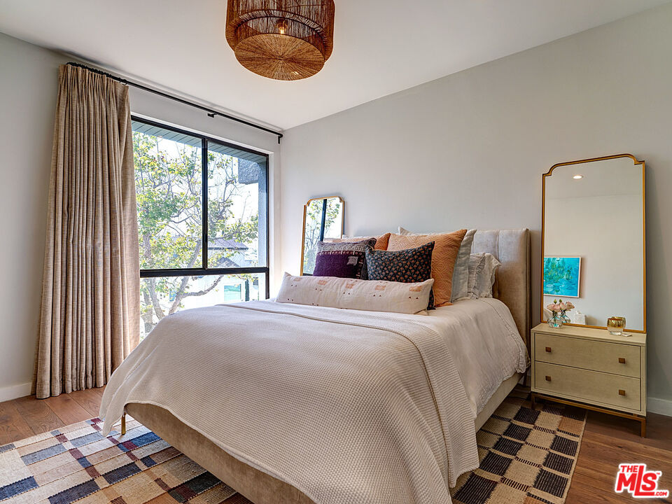 1830 Westholme Ave Unit: 310