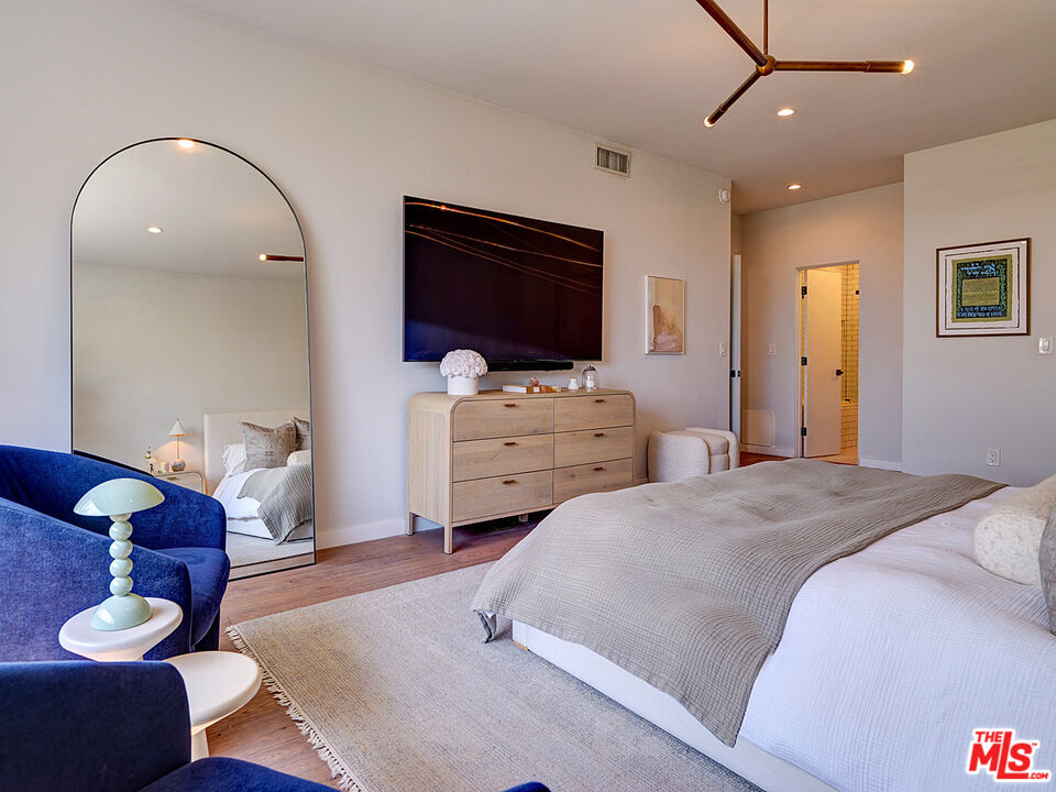 1830 Westholme Ave Unit: 310