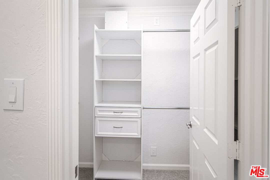 930 S Bedford St Unit: 4