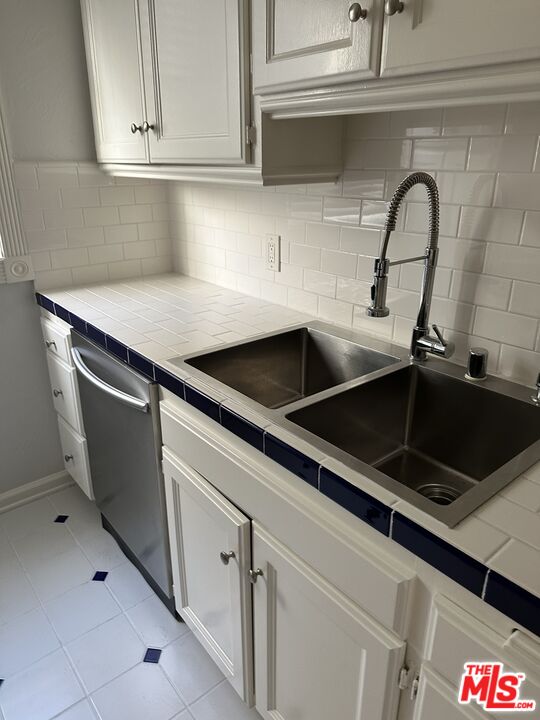930 S Bedford St Unit: 4