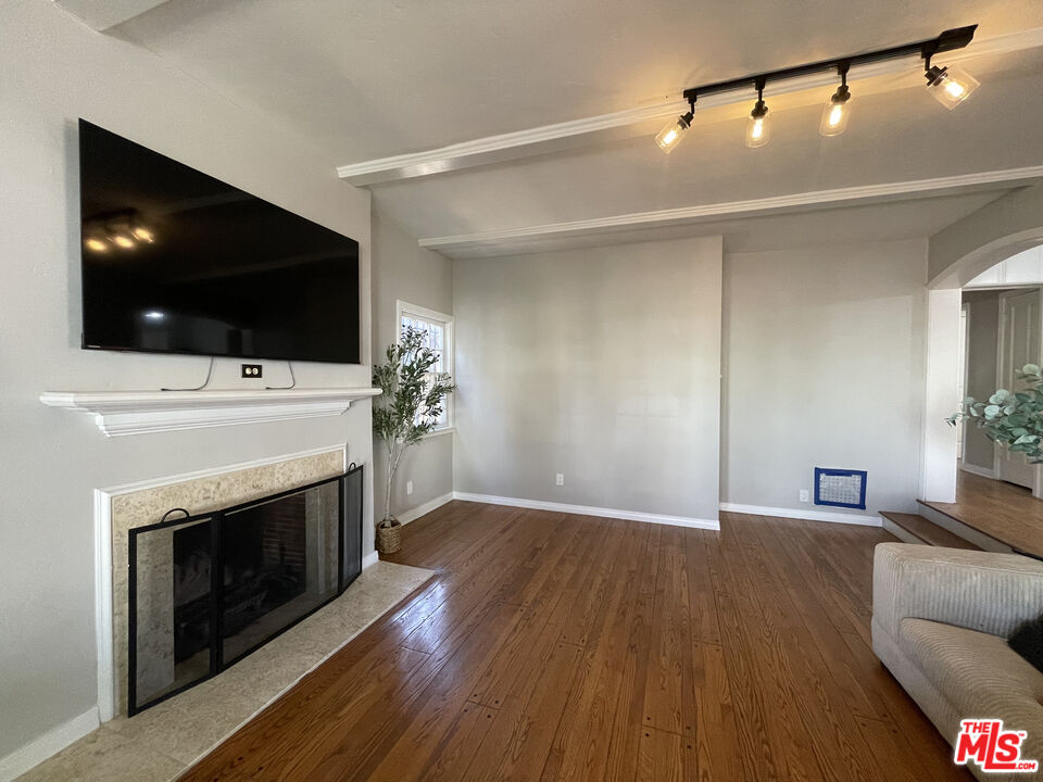 1436 S Spaulding Ave