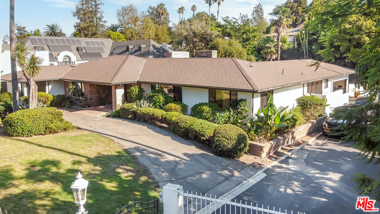 5160 Los Feliz Blvd