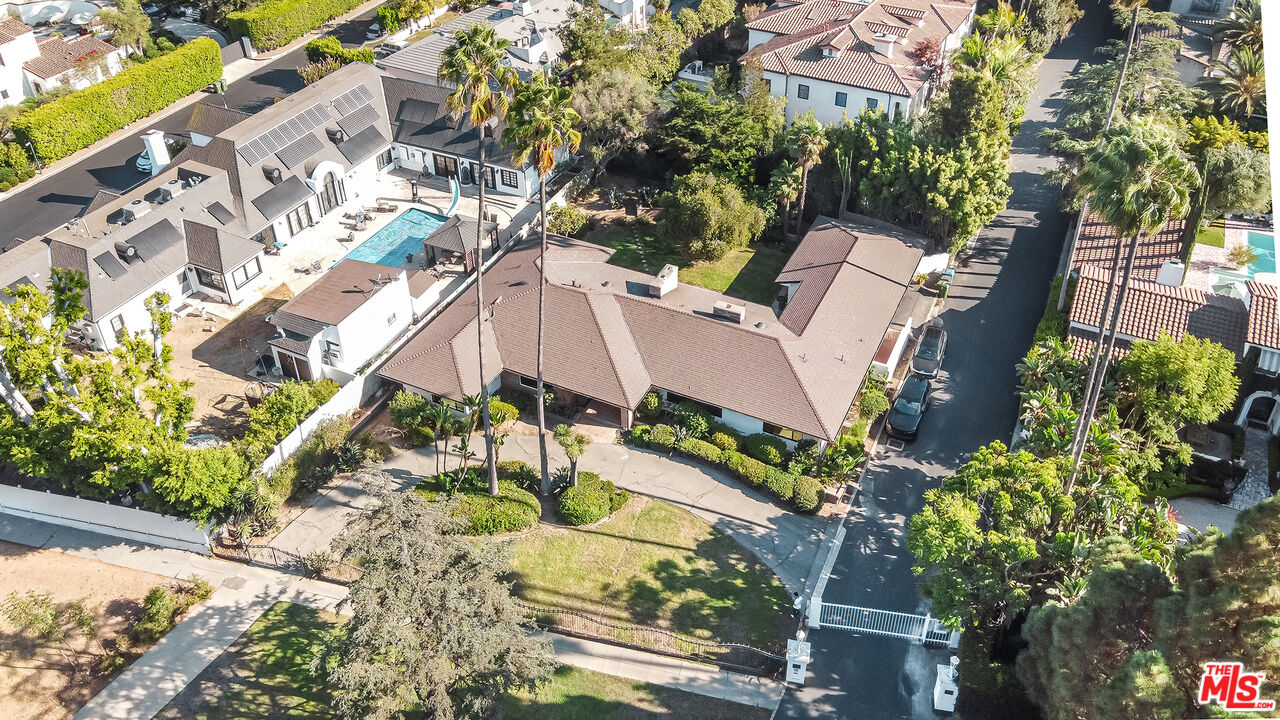 5160 Los Feliz Blvd