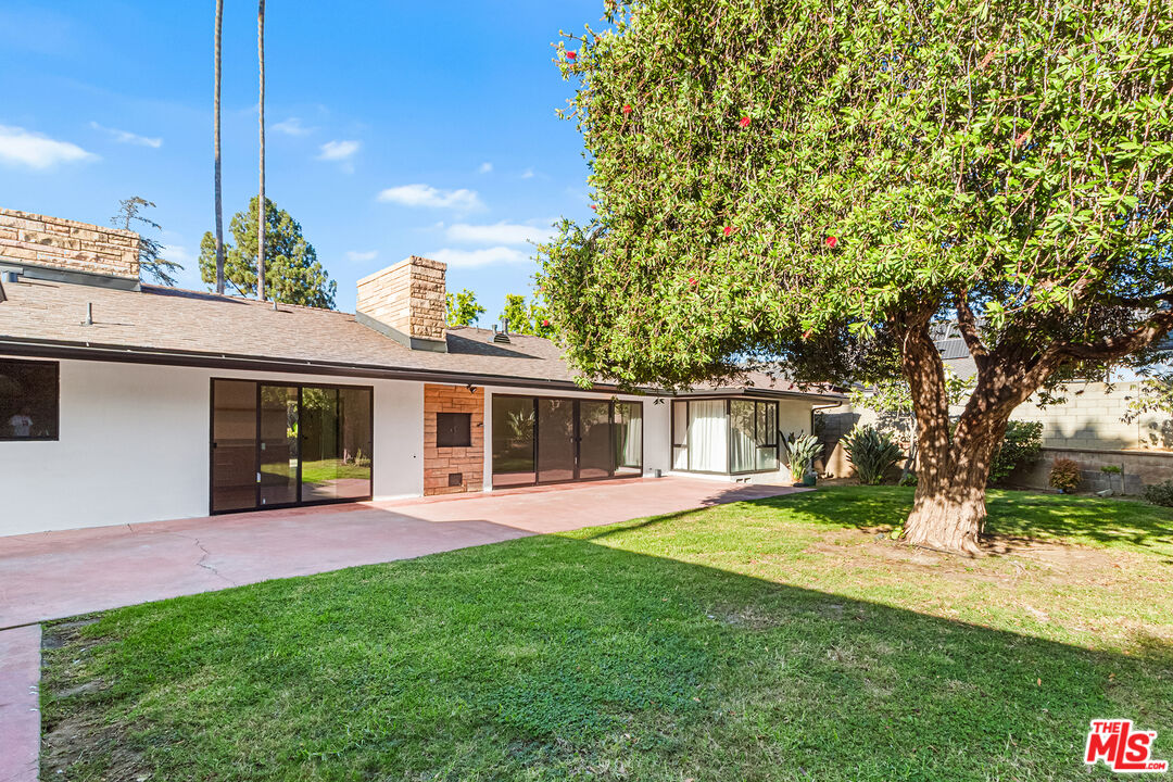 5160 Los Feliz Blvd