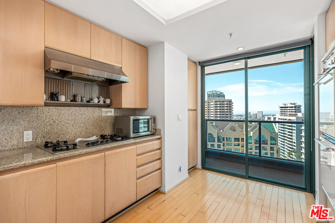 10490 Wilshire Blvd Unit: 1702