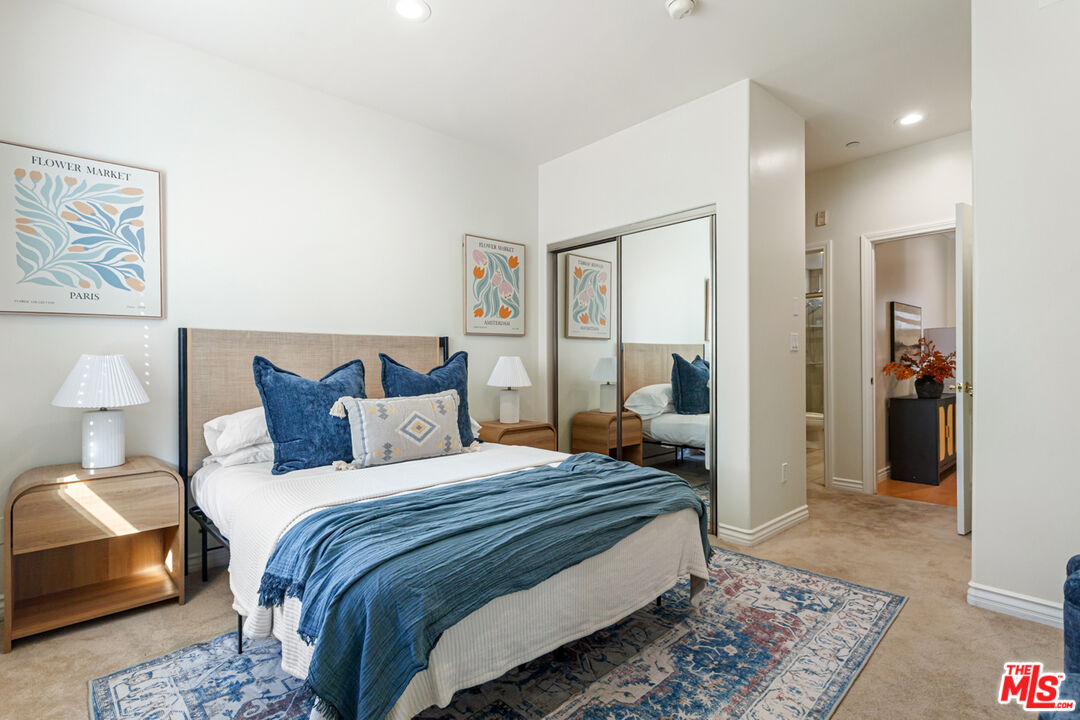 630 E Olive Ave Unit: 208