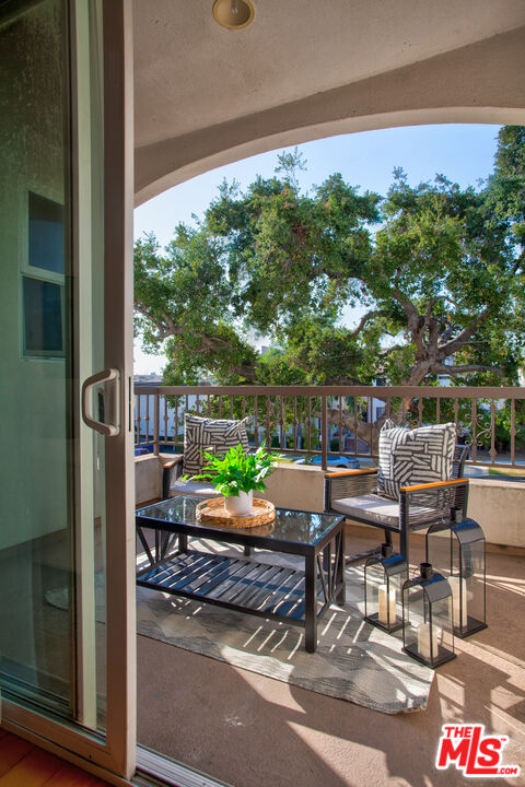 630 E Olive Ave Unit: 208