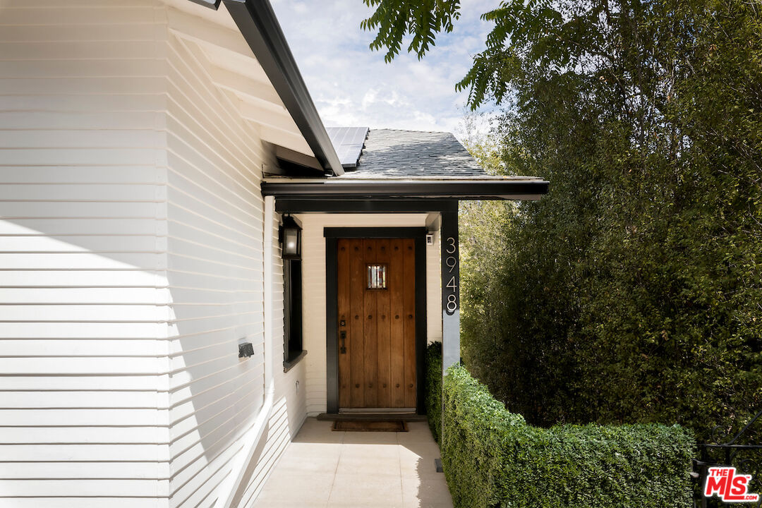 3948 Glenalbyn Dr