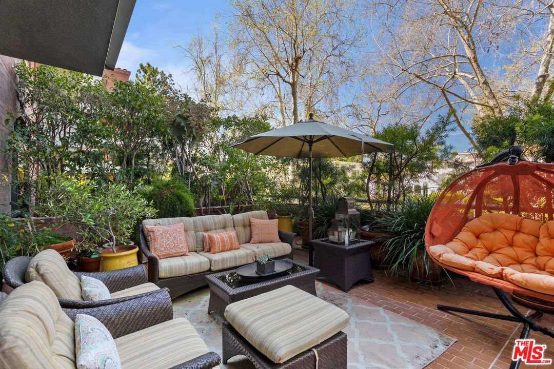 200 N Swall Dr Unit: 307