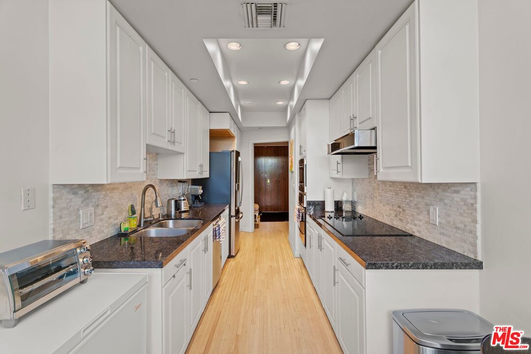 200 N Swall Dr Unit: 307