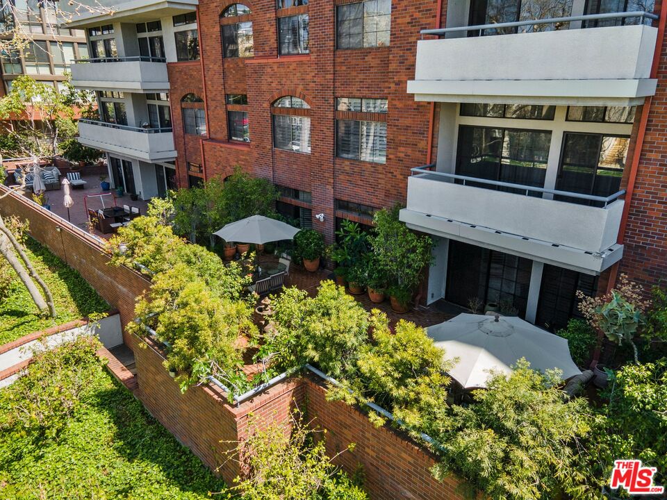 200 N Swall Dr Unit: 307