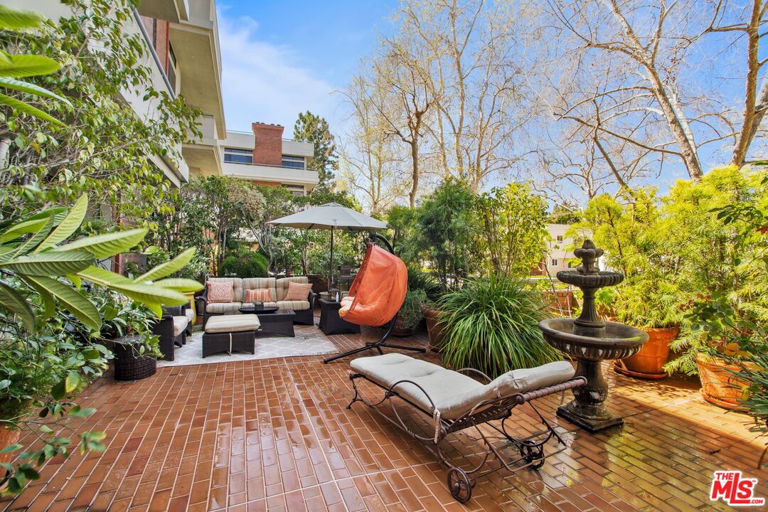 200 N Swall Dr Unit: 307